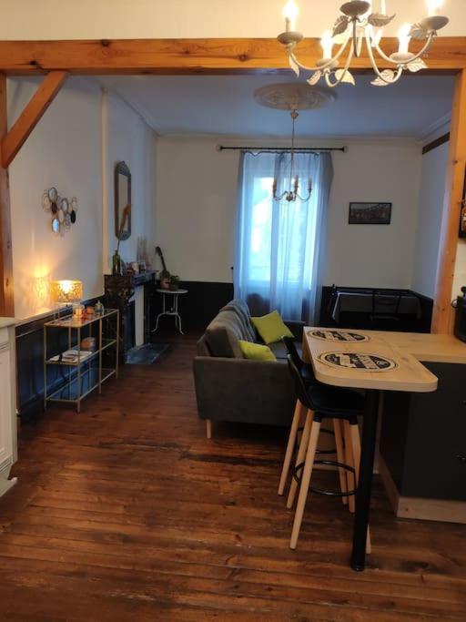 Logement Entier 50 M² Proche Centre Ville Μορλαί Εξωτερικό φωτογραφία